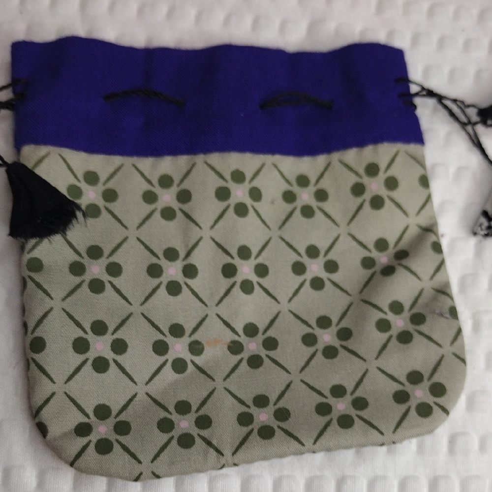 Patterned Drawstring Jewelry Pouch - image 3